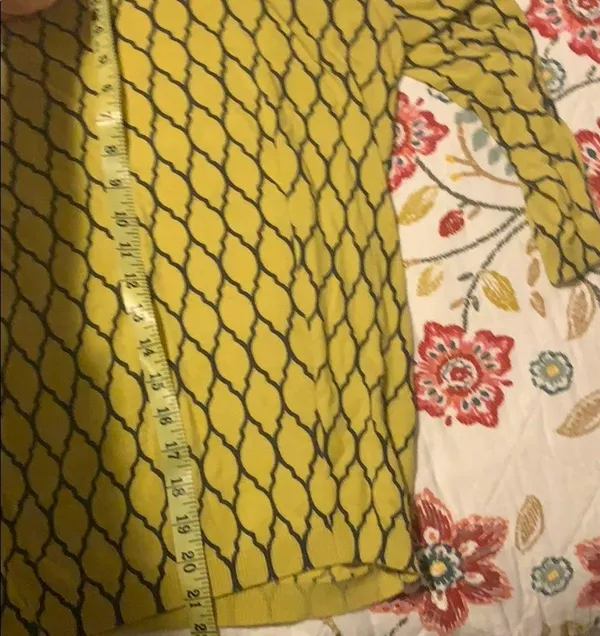 Ann Taylor Yellow sweater - Image 5