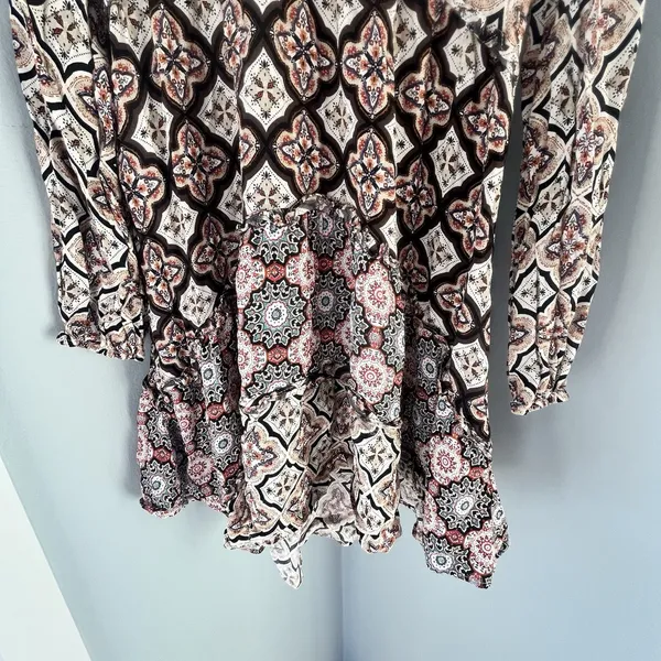Anthropologie Dress Women's XS Multi Batik Print‎ Long Sleeve V Neck Tiered - Image 4