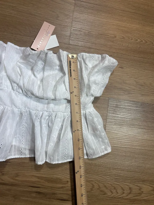 Evolutionary Size S White Eyelet Off Shoulder Peplum Top Cottagecore - Image 5