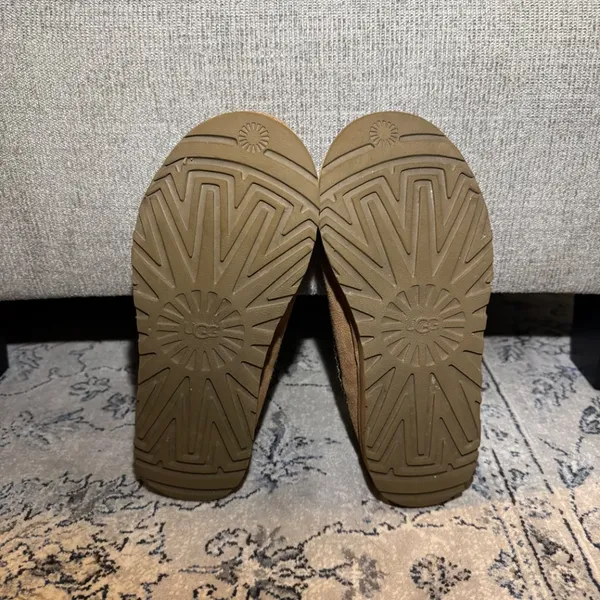 UGG Tasman Slipper Chestnut - Image 7