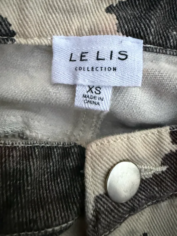 Le Lis Cow Print Denim Mini Skirt Western Country Concert Outfit XS Off White - Image 5