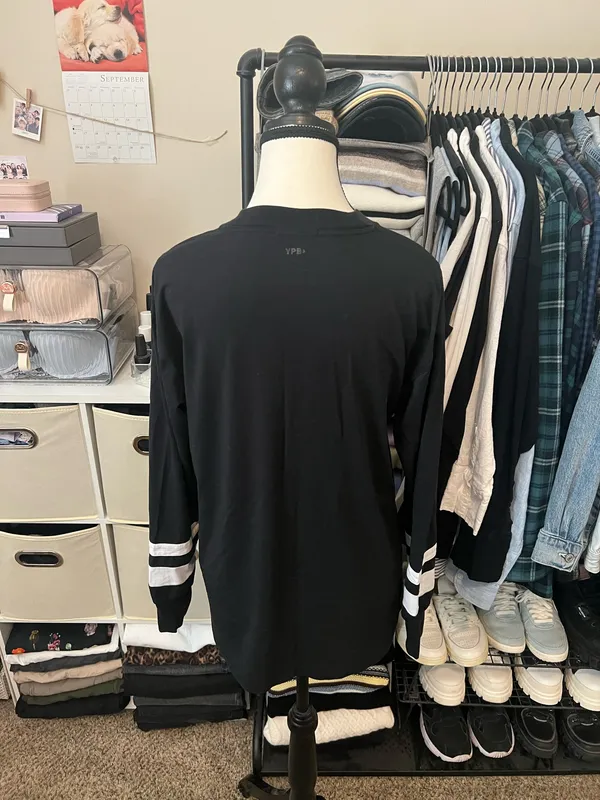Abercrombie & Fitch YPB Long-Sleeve Workout Top Black Size M - Image 2