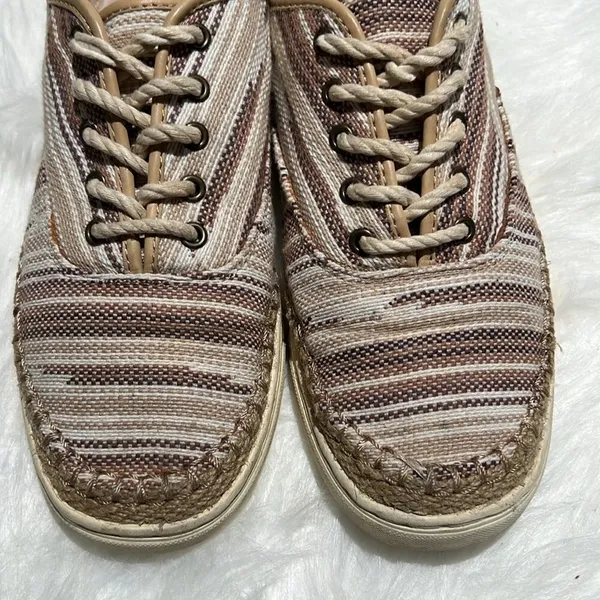 UGG Australia Eyan Canvas Sneakers Rose 9.5.‎ B71 - Image 6