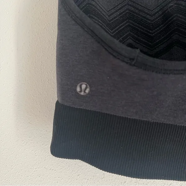 Lululemon Black Heathered Ebb & Flow Racerback Bra Reversible Size Small - Image 7