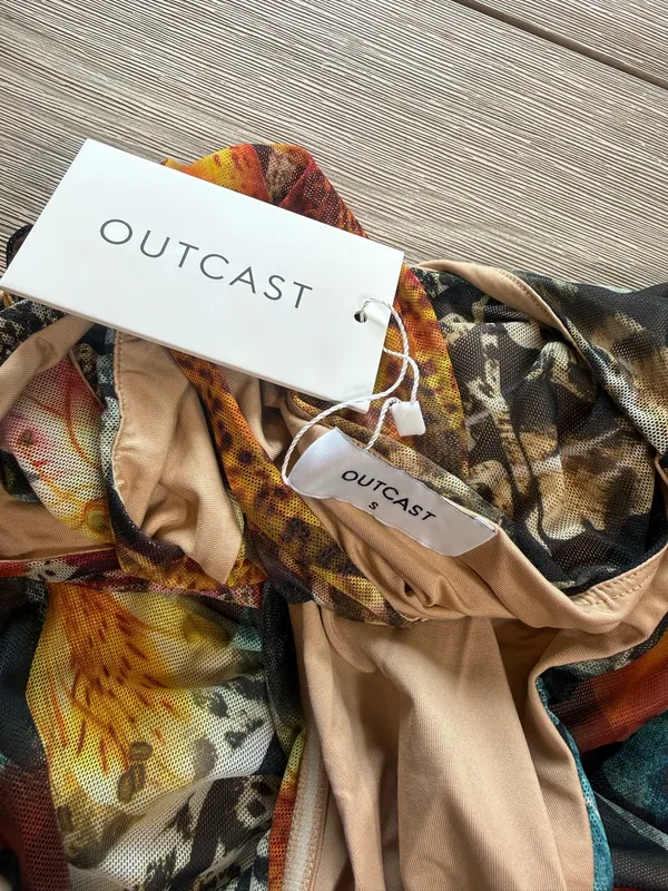 Multi-colored floral and leaf print maxi dress with cut-out back #floraldress #cutoutmaxi #club #festival #outcast - Image 5