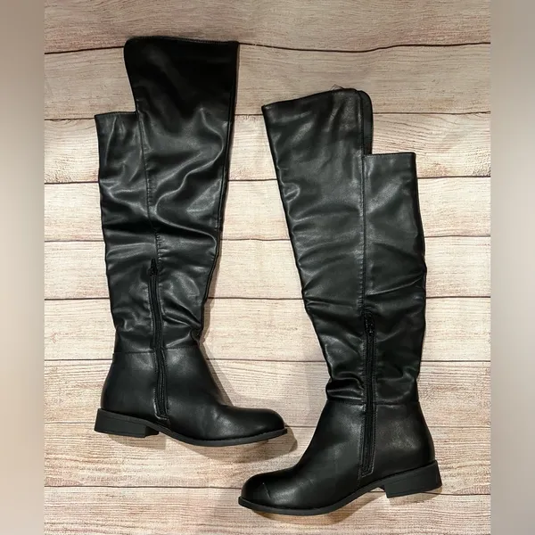 New CHARLOTTE RUSSE WOMEN'S BLACK ZIPPED HEELED OVER THE KNEE BOOTS SIZE 7 - Image 2