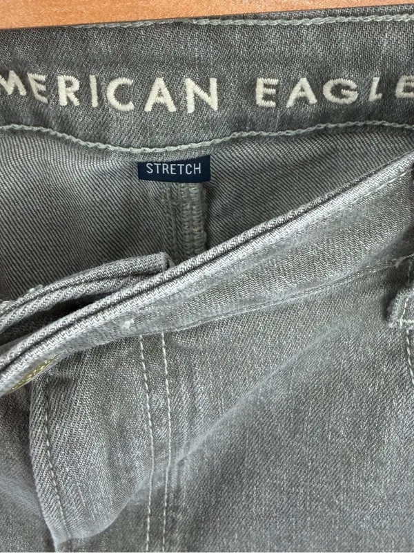 American Eagle high waisted stretch terrace gray wash stovepipe jean women’s 14L - Image 2
