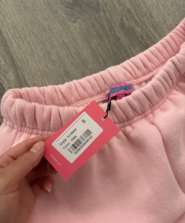 Edikted NWT Baby Pink Wide Leg Cargo Sweatpants (S) - Image 8