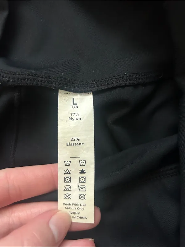 Black High-Waist Leggings with Side Pockets - Image 2
