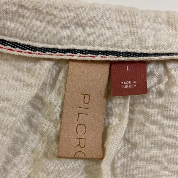 PILCRO TIE-FRONT, BUTTON DOWN FRONT, CREAM BLOUSE. LARGE - Image 7