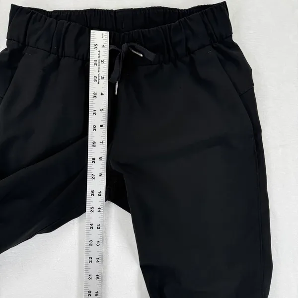 Lululemon On The Fly Pant‎ Woven 28" Size 4 Athletic Casual - Image 4