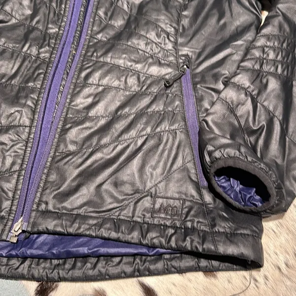 REI S Co-op Revelcloud Insulated Black Puffer Jacket Outdoor Primaloft‎ C48 - Image 3