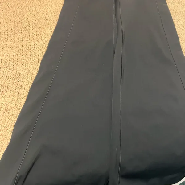 Amazon Black Wide-Leg Trousers - Image 4