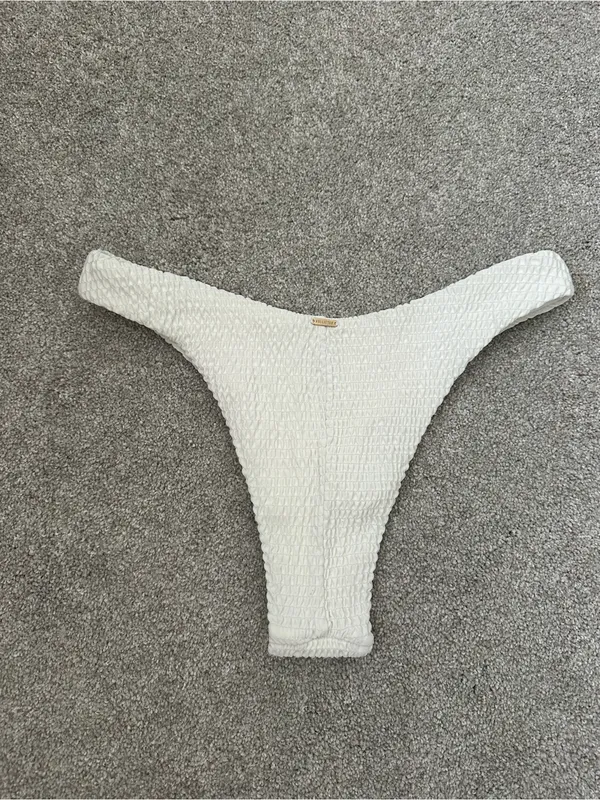 Hollister White/Off White Textured Women's Swim Bottoms - Image 4