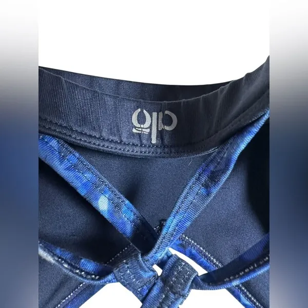 Alo Yoga Blue Abstract Print‎ Strappy Sports Bra Women’s XS Crisscross - Image 6