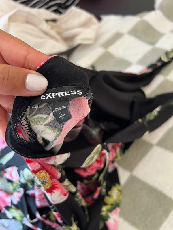 Express Halter Backless Floral Romper - Image 7