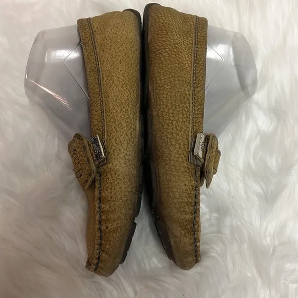 Ugg Australia Beige Fur‎ Lined Logo Buckle Loafer Size 7 A1 - Image 5