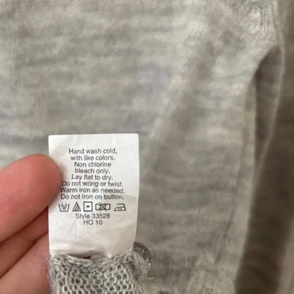 J. Crew M Lightweight‎ Gray Alpaca Wool Cardigan Sweater Minimalist Runs Small - Image 4