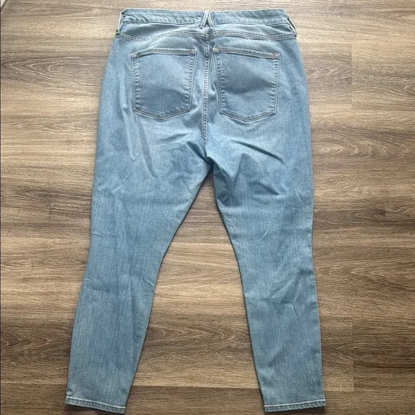Good American Blue Skinny Jeans 18 with Light Wash Good Legs High Rise - Image 2