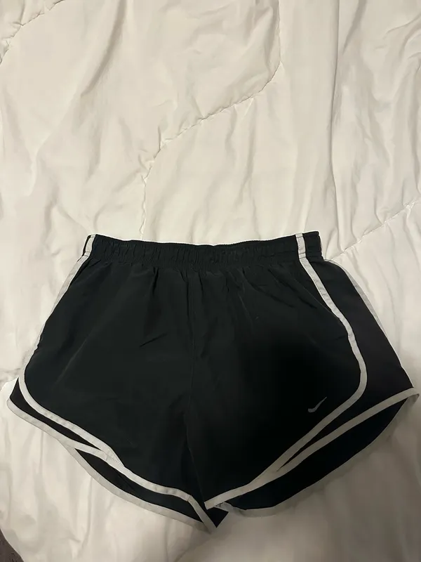 Nike Shorts Dri-Fit - Image 2