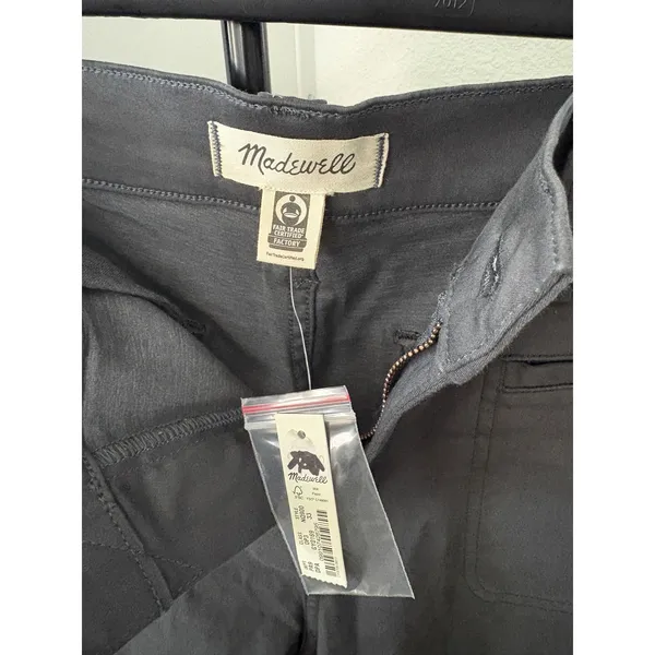 Madewell Mid-Rise Kick Out Crop Pants Gray W33 Ankle Length Utility Patch Pocket - Image 3