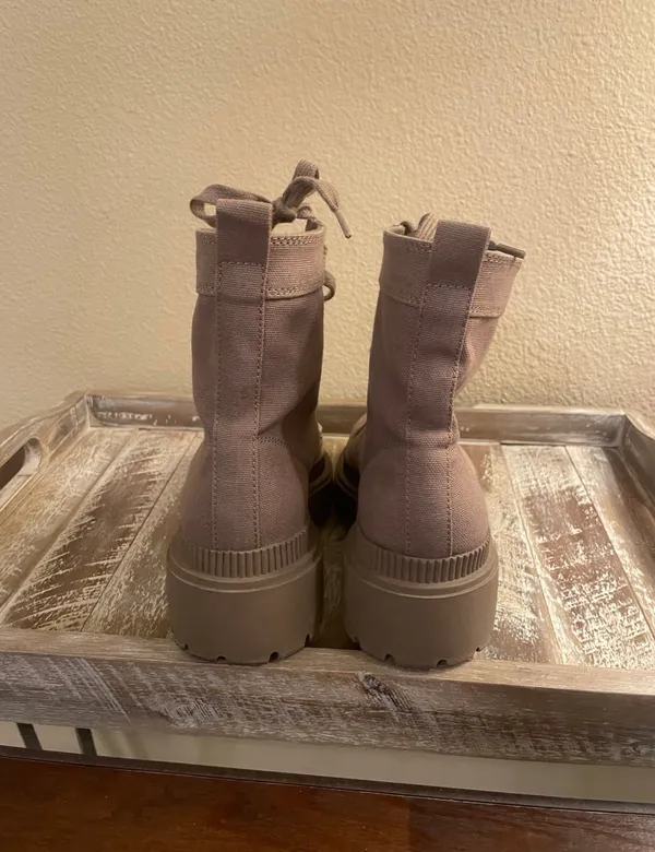 H&M Canvas Lug Sole Lace Up Combat Boots Taupe Tan Color Women’s Size 6 - Image 7
