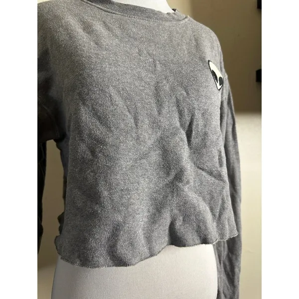 Grey alien long sleeve cropped sweater - Image 3