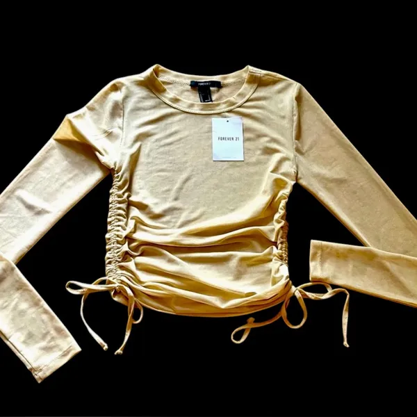 NWT Forever 21 Tan sheer ruched side tie Adjustable crop top Shirt Sz Med - Image 2