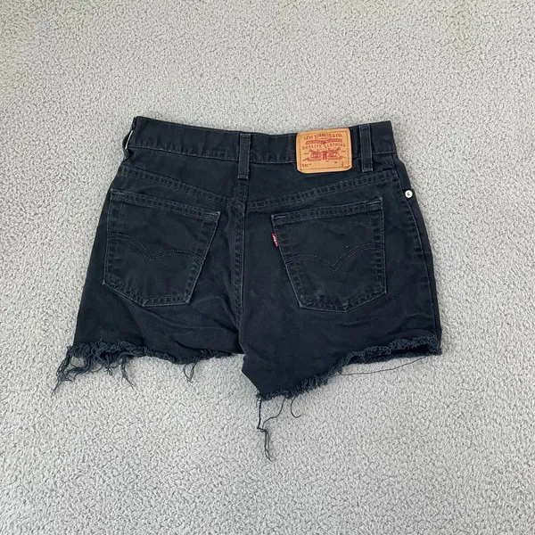 VTG Levi's 510 Jean Shorts Women 6 Black Lower Rise Slim Fit Distressed Cutoff - Image 5