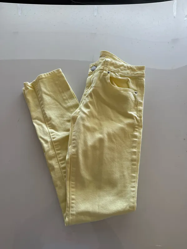 American Eagle Yellow Stretch Skinny Jeans Size 4 - Image 2