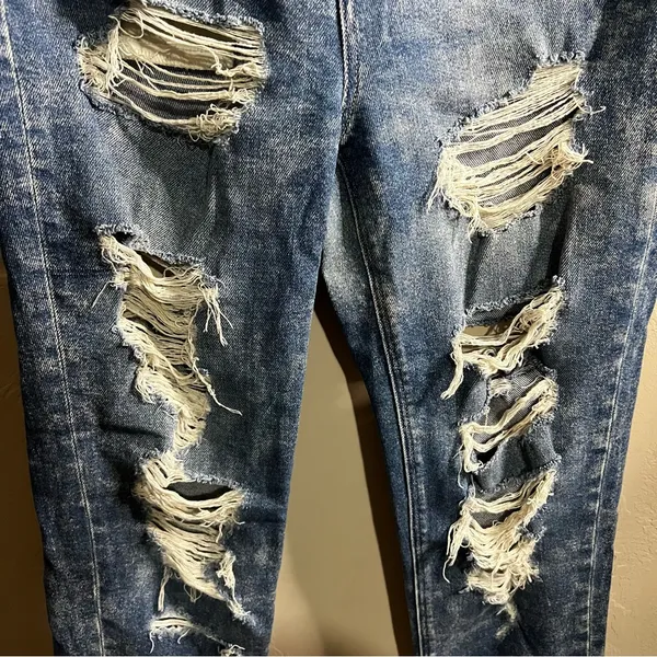 American Eagle Stretch Hi‎ Rise Ripped Distressed Mom Jeans - Image 5