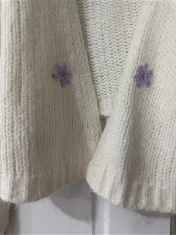 Reserved Women’s Cream Open Front Knit Cardigan with Lilac Floral Detail Size S - Image 9