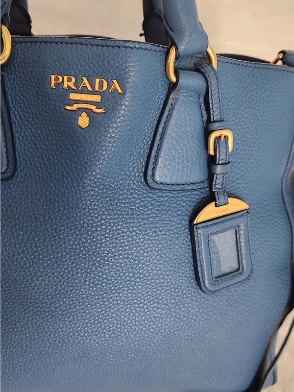 Prada Vitello Diano Tote Bag - Image 3