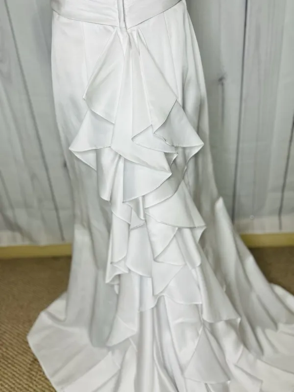Davids Bridal Wedding Dress Sz 4 Beaded Bustline A-Frame Full Skirt White - Image 10