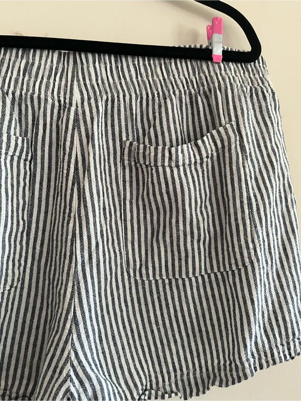 Old Navy Blue White Striped Elastic Waist Shorts XL Linen Blend Coastal Summer - Image 6
