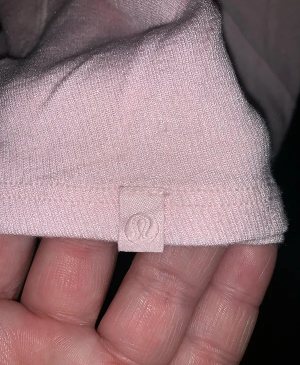 NWTs Lululemon size 12 Hold tight cropped tank - Image 3