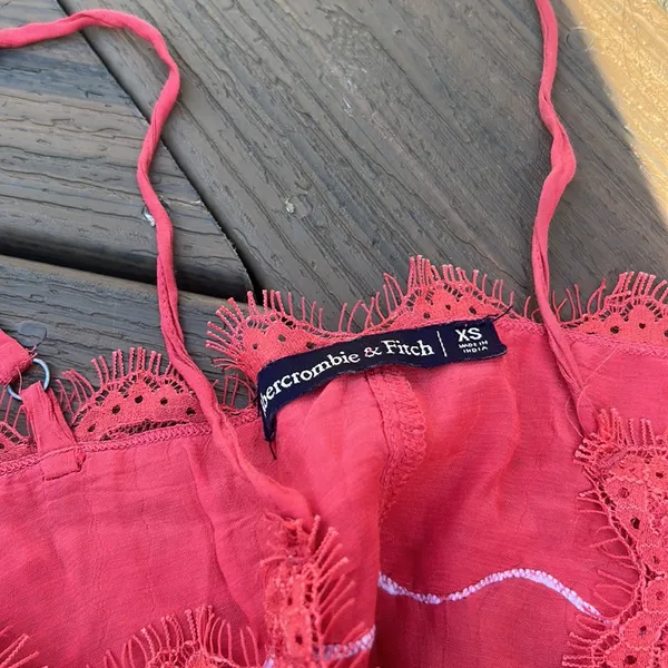 Abercrombie‎ Coral Linen Lace Trimmed Flowy Cami - Image 4