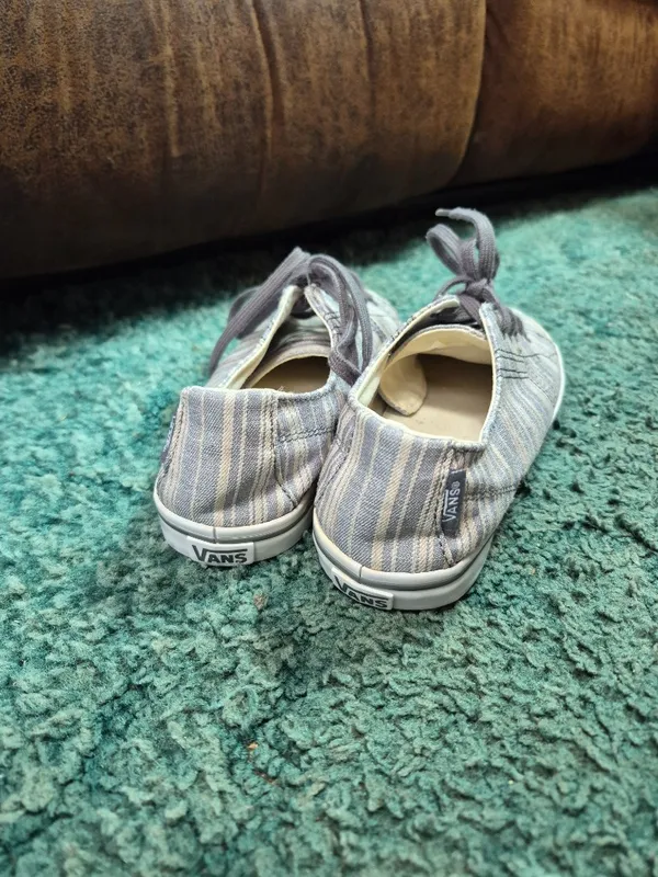 Vans Striped Lace Up Sneakers 6.5 - Image 8