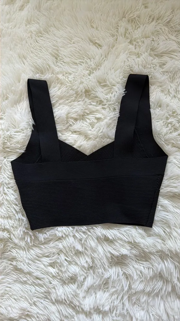 Aritzia Babaton Sculpt Knit Top - Image 2
