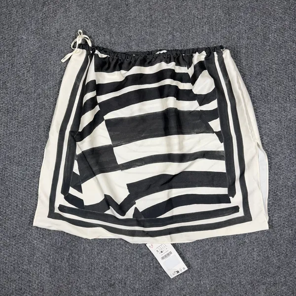 NWT Zara Women’s black dress‎ long sleeve lace back - Image 6