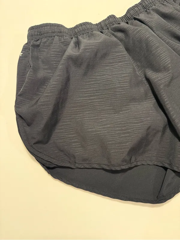 Nike Women’s Black‎ Athletic Running Shorts with Reflective Swoosh Size Small - Image 5