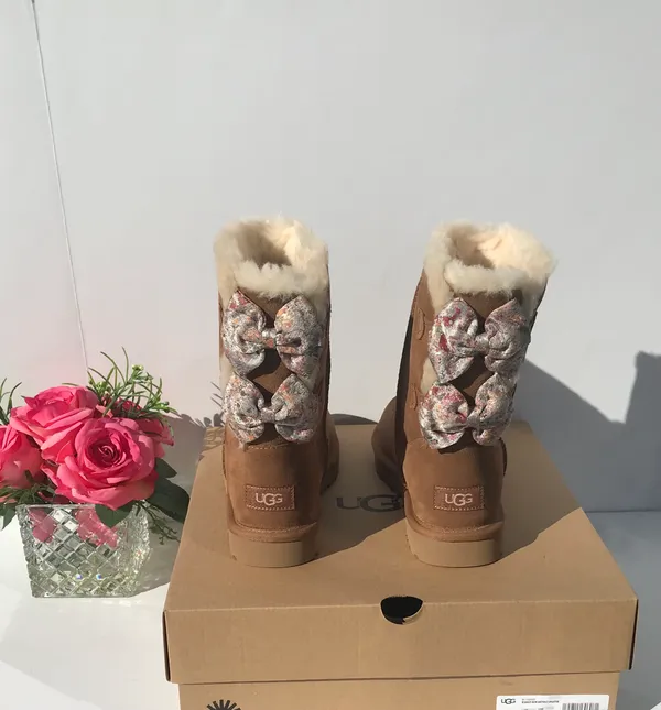 UGG Bailey Bow Abstract Splatter - Image 6