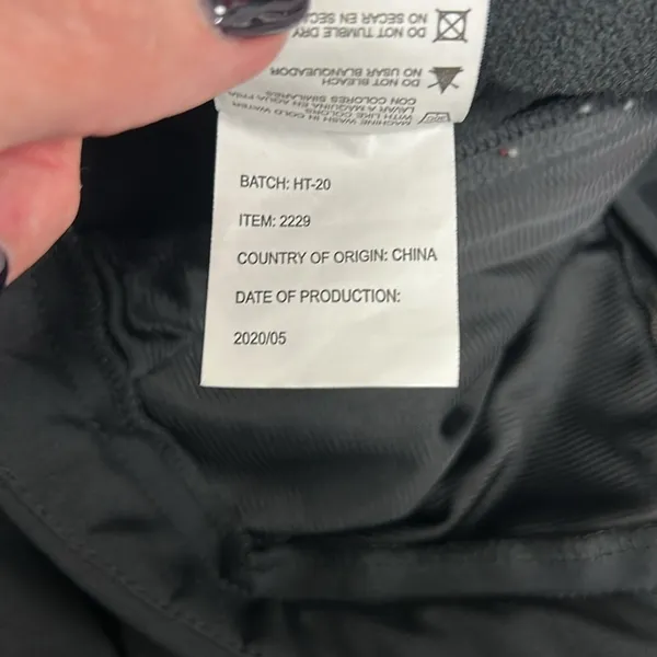 Iceburg Women’s Wind/Water‎ Resistant Vest Size Small Black EUC Lined Pockets - Image 8