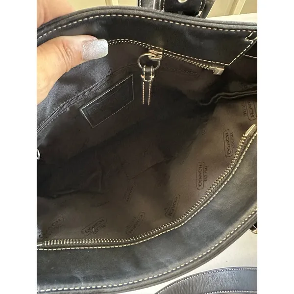 Coach 9572 Hamptons Black Smooth Leather Buckle Straps Hobo Tote Shoulder Bag - Image 8