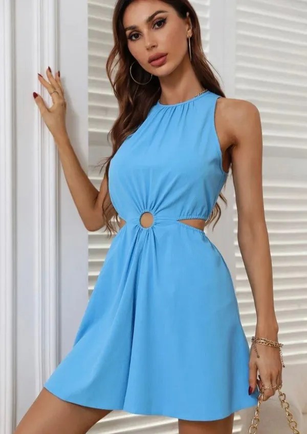 Boutique NWT Blue Cut Out Waist Sleeveless Romper. - Image 5