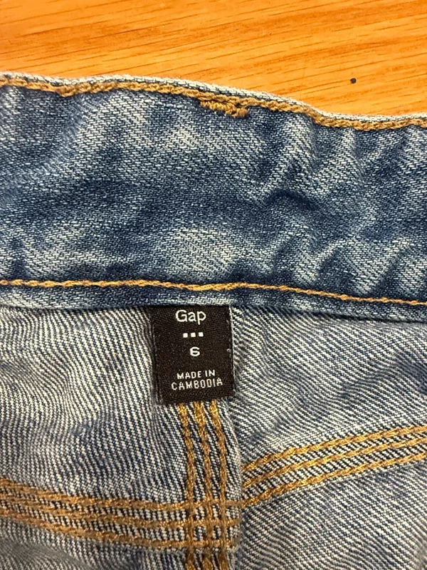 Gap womens jeans shorts size 6 . - Image 6