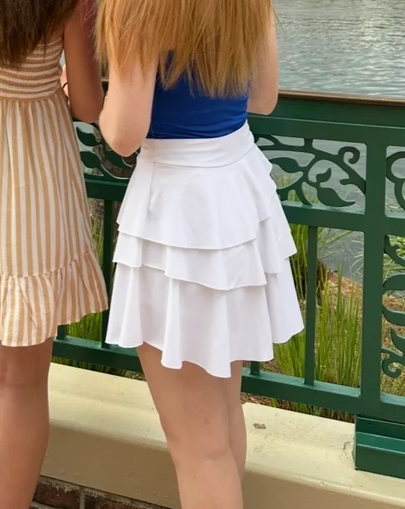 White tennis skirt - Image 4