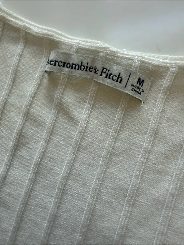 Abercrombie & Fitch Cream Ribbed Cardigan and Cropped Camisole Set Size Medium - Image 5