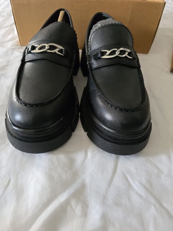Men’s Black Leather Chain Loafer Size 9.5 - Image 5