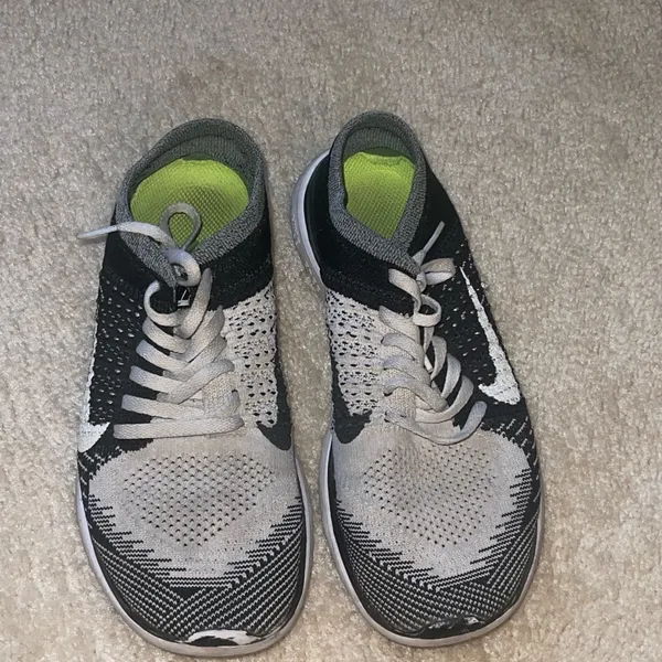 Nike Black and Gray Free FlyKnit 4.0 Running Sneakers - Image 2